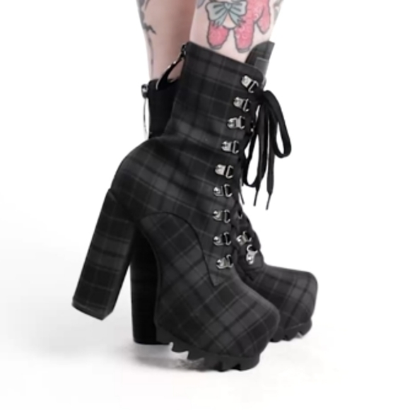 ISO KILLSTAR SHOES! - Picture 4 of 4